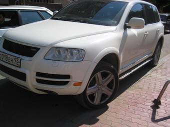 2004 Volkswagen Touareg Images