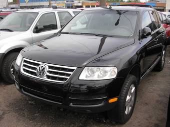 2004 Volkswagen Touareg Photos