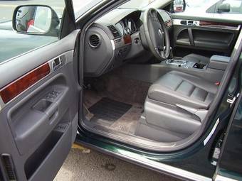 2004 Volkswagen Touareg Wallpapers