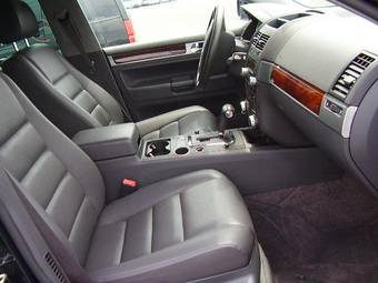2004 Volkswagen Touareg Pics