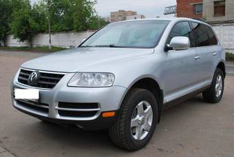 2004 Volkswagen Touareg Photos