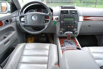 2004 Volkswagen Touareg For Sale