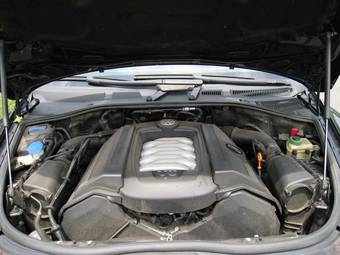 2004 Volkswagen Touareg Photos