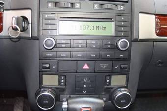 2004 Volkswagen Touareg Pictures
