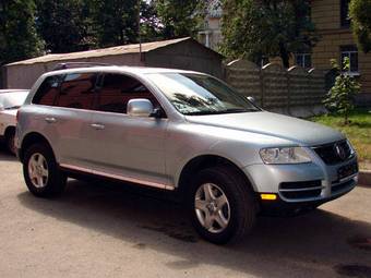 2004 Volkswagen Touareg Pictures
