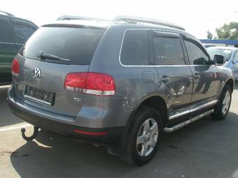 2004 Volkswagen Touareg Photos