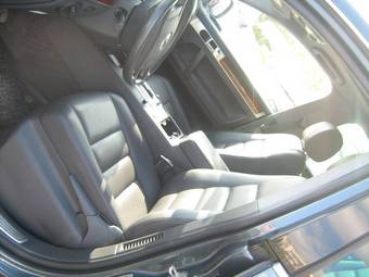2004 Volkswagen Touareg Photos