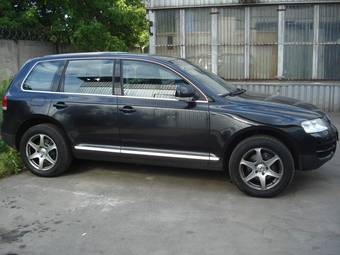 2004 Volkswagen Touareg Photos