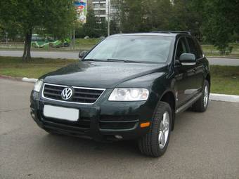 2004 Volkswagen Touareg Photos