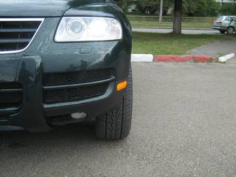 2004 Volkswagen Touareg Photos