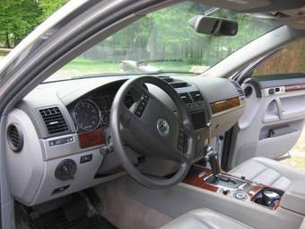 2004 Volkswagen Touareg Pictures