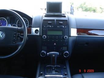 2004 Volkswagen Touareg Photos