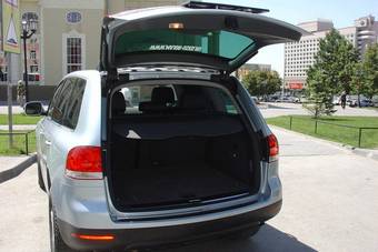 2004 Volkswagen Touareg Pictures