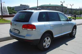 2004 Volkswagen Touareg Images