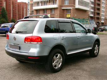 2004 Volkswagen Touareg Photos