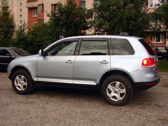 2004 Volkswagen Touareg Photos