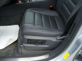 2005 Volkswagen Touareg Photos