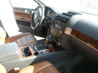 2005 Volkswagen Touareg Pictures