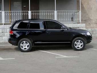 2005 Volkswagen Touareg Photos