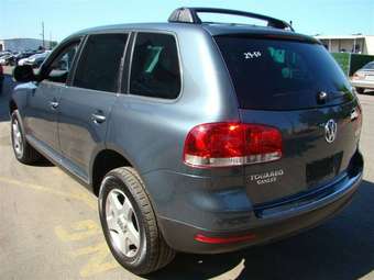 2005 Volkswagen Touareg Photos