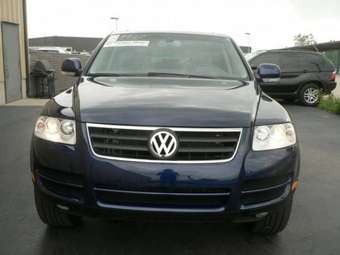 2005 Volkswagen Touareg Photos