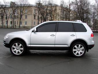 2005 Volkswagen Touareg Pictures