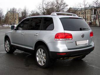 2005 Volkswagen Touareg Photos