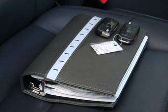 2005 Volkswagen Touareg Images