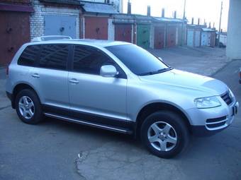 2005 Volkswagen Touareg Pictures