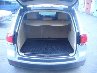 2005 Volkswagen Touareg Photos