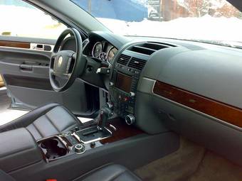 2005 Volkswagen Touareg Pictures