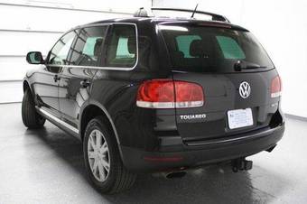 2005 Volkswagen Touareg Photos