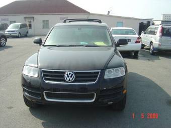2005 Volkswagen Touareg Photos