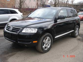 2005 Volkswagen Touareg Photos