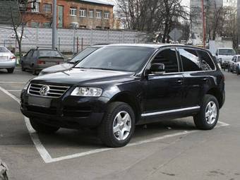 2005 Volkswagen Touareg Photos