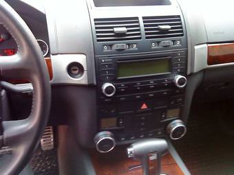 2005 Volkswagen Touareg Pics