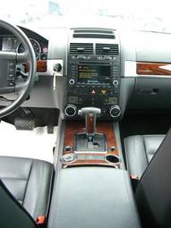 2005 Volkswagen Touareg Photos