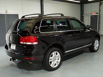 2005 Volkswagen Touareg Photos