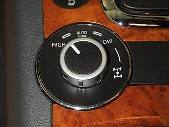 2005 Volkswagen Touareg Photos