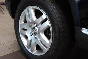 2005 Volkswagen Touareg Wallpapers