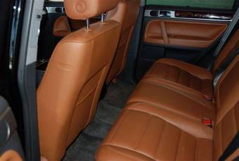 2005 Volkswagen Touareg Images