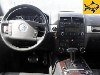 2005 Volkswagen Touareg Pictures