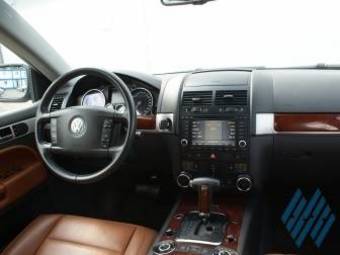 2005 Volkswagen Touareg Pictures