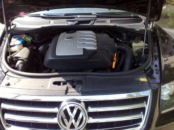 2005 Volkswagen Touareg Pictures
