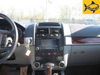 2005 Volkswagen Touareg Pics