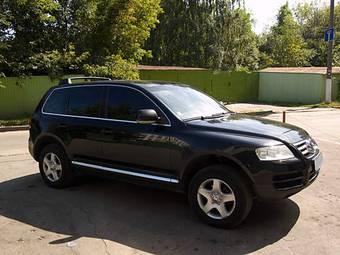 2005 Volkswagen Touareg Pics