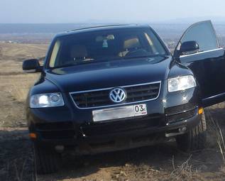 2005 Volkswagen Touareg Photos