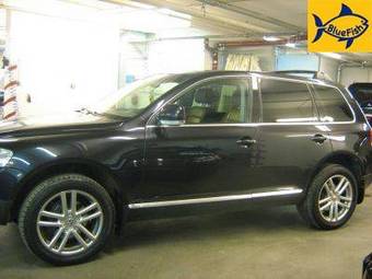 2005 Volkswagen Touareg Photos