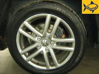 2005 Volkswagen Touareg Images