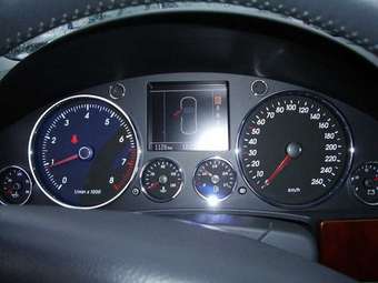 2006 Volkswagen Touareg Photos